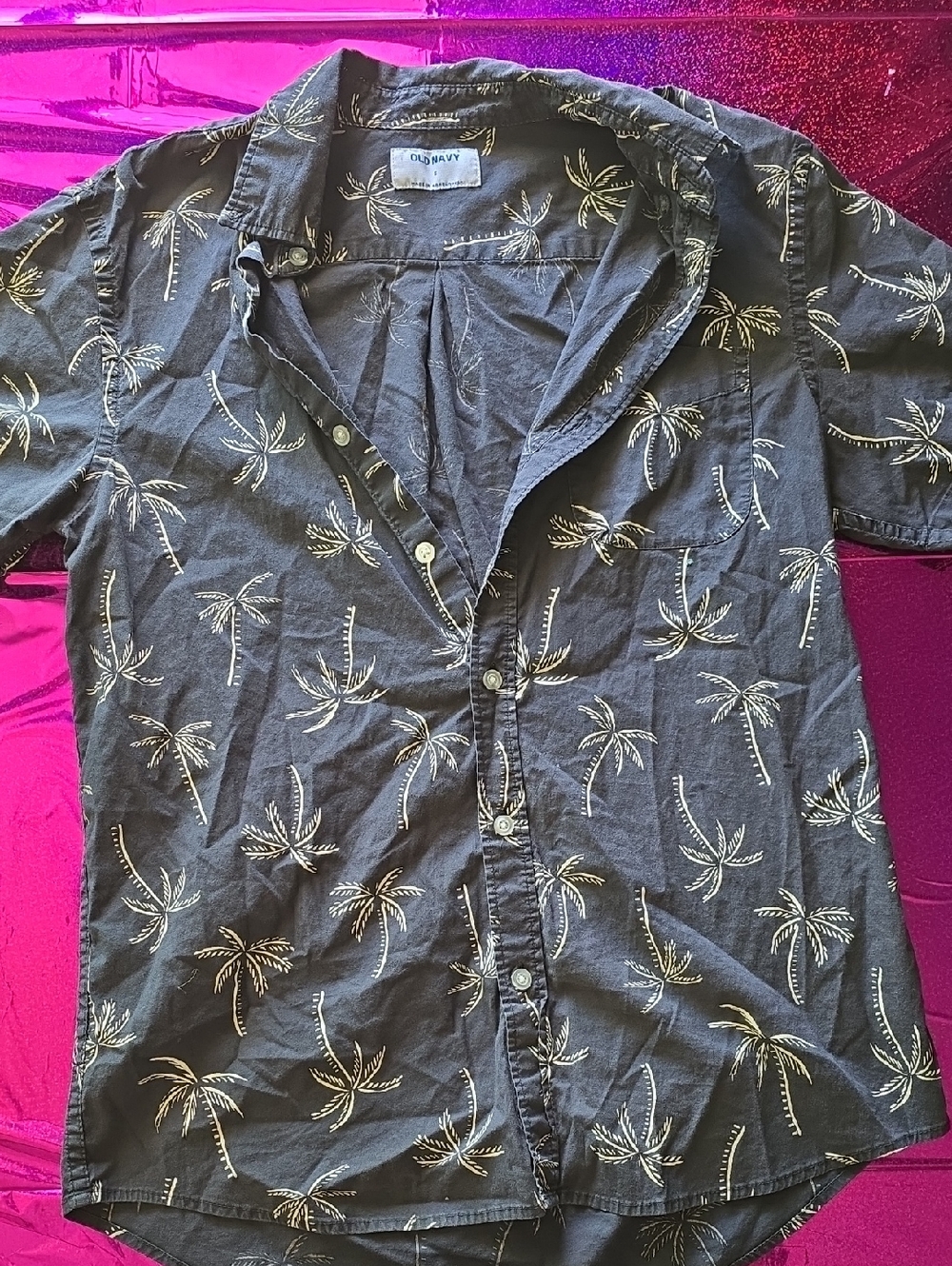 Old Navy Men’s Navy Short-Sleeve Palm Print Button-Up Shirt